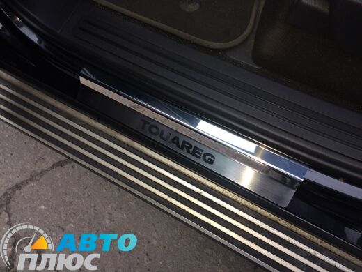 Накладки на пороги Volkswagen Touareg 2002- (Premium)