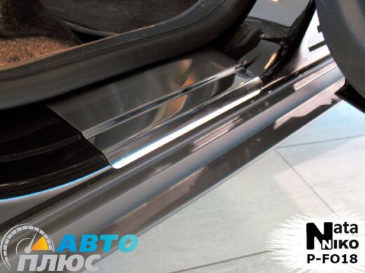 Накладки на пороги Ford Kuga 2008-2013 (Premium)