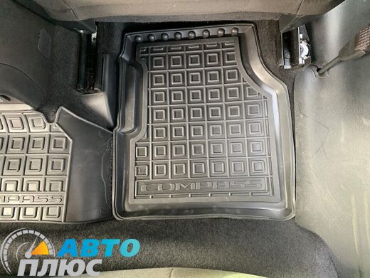 Автомобильные коврики в салон Jeep Compass 2016- (AVTO-Gumm)