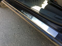 Накладки на пороги автомобиля Lada Kalina 2004- (Standart)