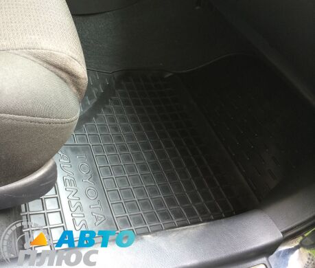 Автомобільні килимки в салон Toyota Avensis 2003-2009 (Avto-Gumm)