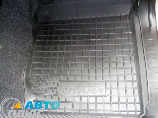 Автомобильные коврики в салон Suzuki Grand Vitara 2005- (Avto-Gumm)