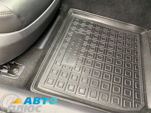 Передние коврики в автомобиль Toyota Camry 70 2018- (Avto-Gumm)