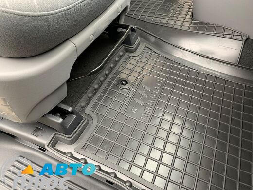 Автомобільні килимки в салон Hyundai H1 2007- (1+1) передні (AVTO-Gumm)