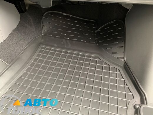 Автомобільні килимки в салон Hyundai H1 2007- (1+1) передні (AVTO-Gumm)