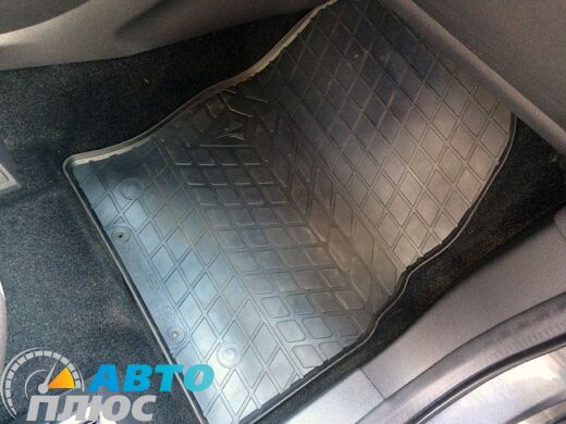 Передние резиновые коврики Ford Kuga 2 2013- (Stingray)