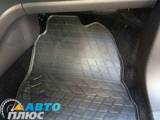 Передние резиновые коврики Ford Kuga 2 2013- (Stingray)