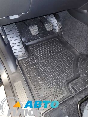 Автомобильные коврики в салон SsangYong Musso 2 Grand 2018- (AVTO-Gumm)