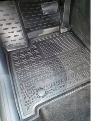 Водительский коврик в салон Hyundai Santa Fe 2024- (AVTO-Gumm)